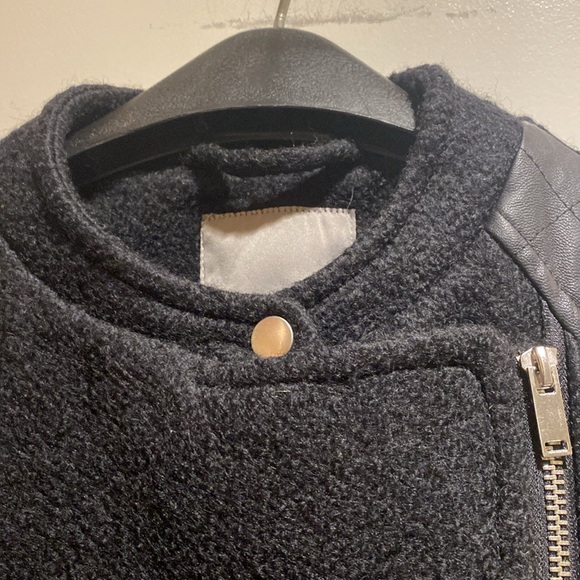 Vero Moda size XS jacket. - Picture 4 of 11